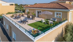 chambre à la vente -   13300  SALON DE PROVENCE, surface 26 m2 vente chambre - UBI482456339